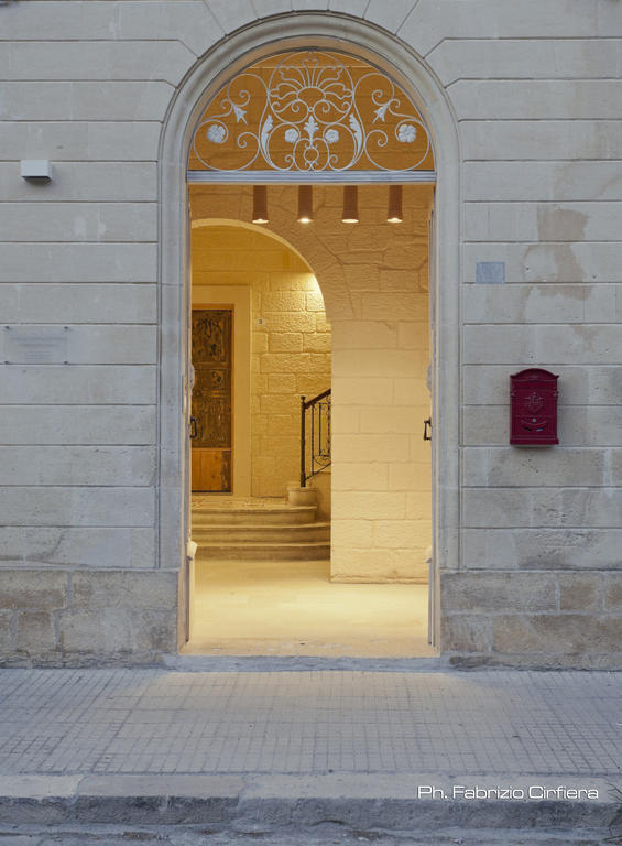 Bed and Breakfast Palazzo Dei Dondoli Lecce Exterior foto